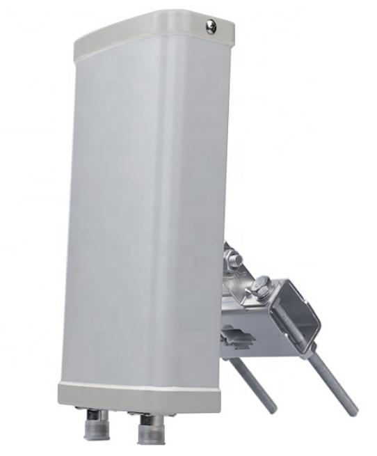 2300-2700MHz 4G LTE FDD TDD Directional Sector Antenna for long range coverage
